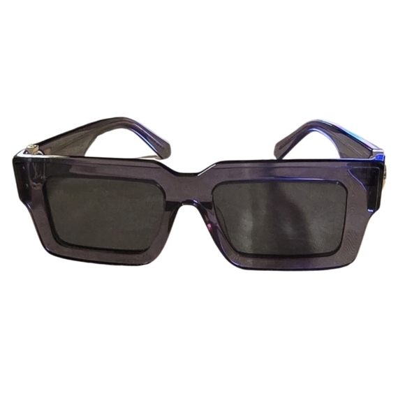 Stylish Blue Women's Sunglasses - Picture 2 of 6